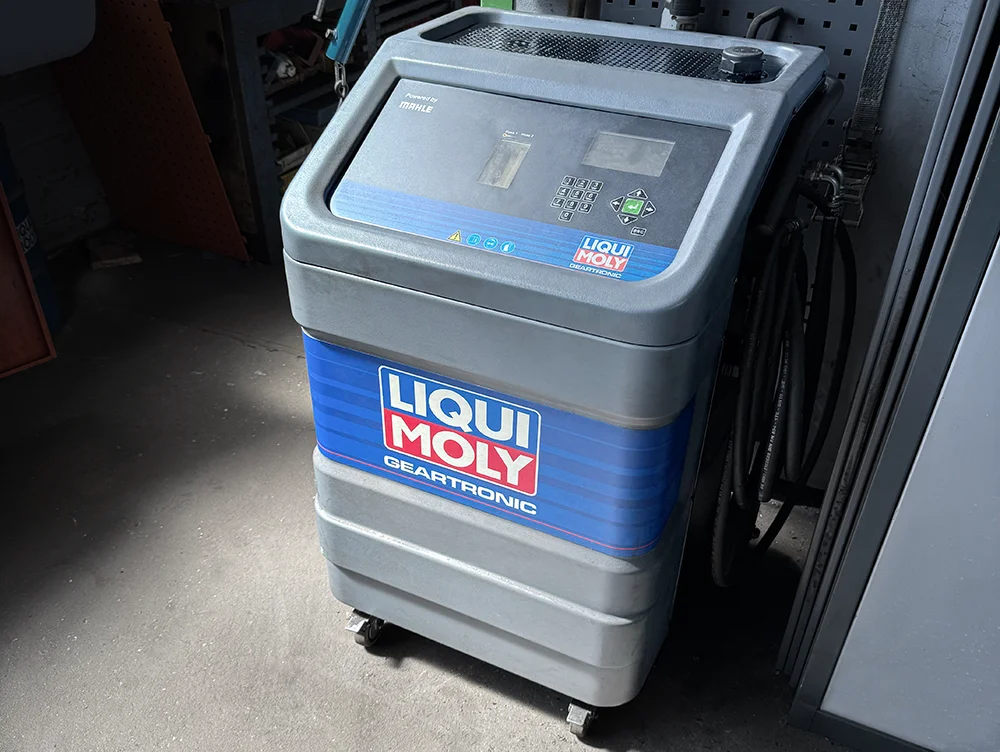 Getriebespülung | AUTOTEAM SANDER